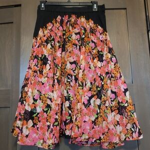 Floral Women's Skirt - Black and Pink